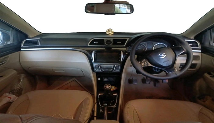 2015 Maruti Ciaz ZXI, CNG, Manual, 1,35,836 km, interior