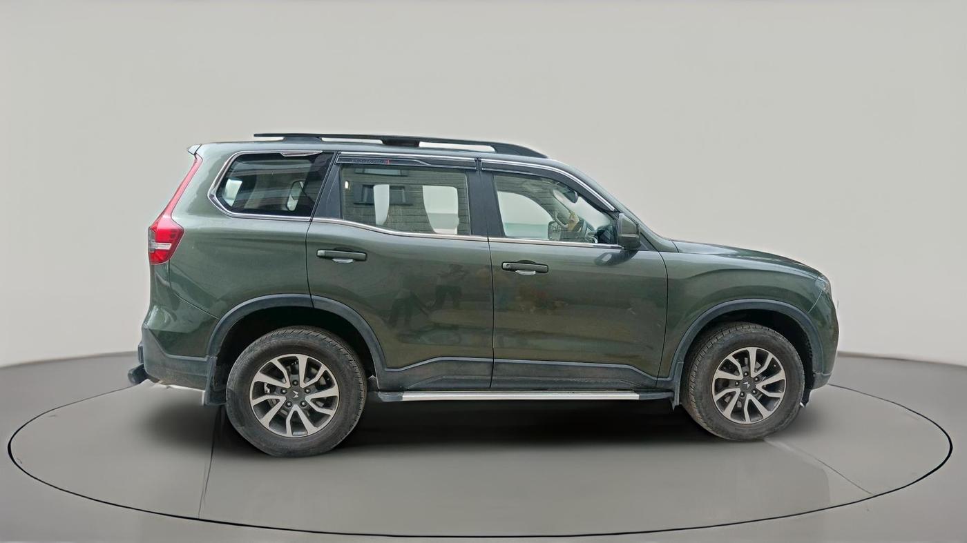 2022 Mahindra SCORPIO-N Z4 PETROL MT 7 STR, Petrol, Manual, 28,218 km, exterior