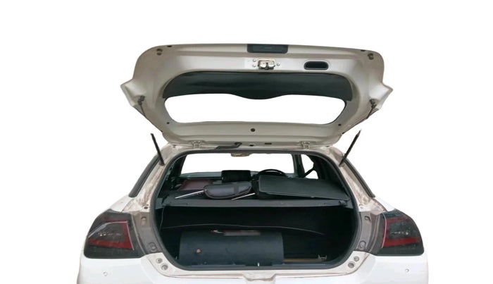 2024 Maruti Swift LXi, Petrol, Manual, 30,794 km, exterior