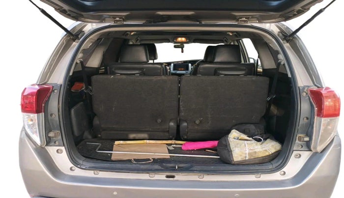 2017 Toyota Innova Crysta 2.4 ZX 7 STR, Diesel, Manual, 2,18,250 km, exterior