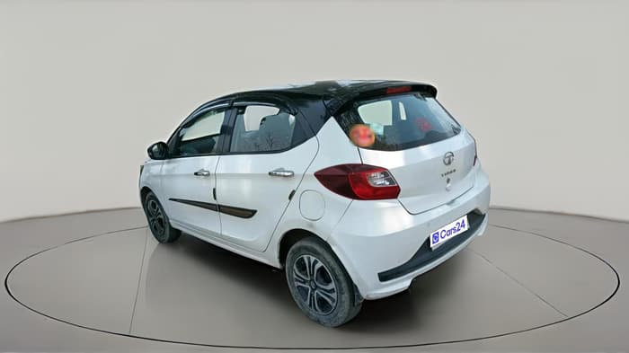 2022 Tata Tiago XT CNG, CNG, Manual, 49,418 km, exterior