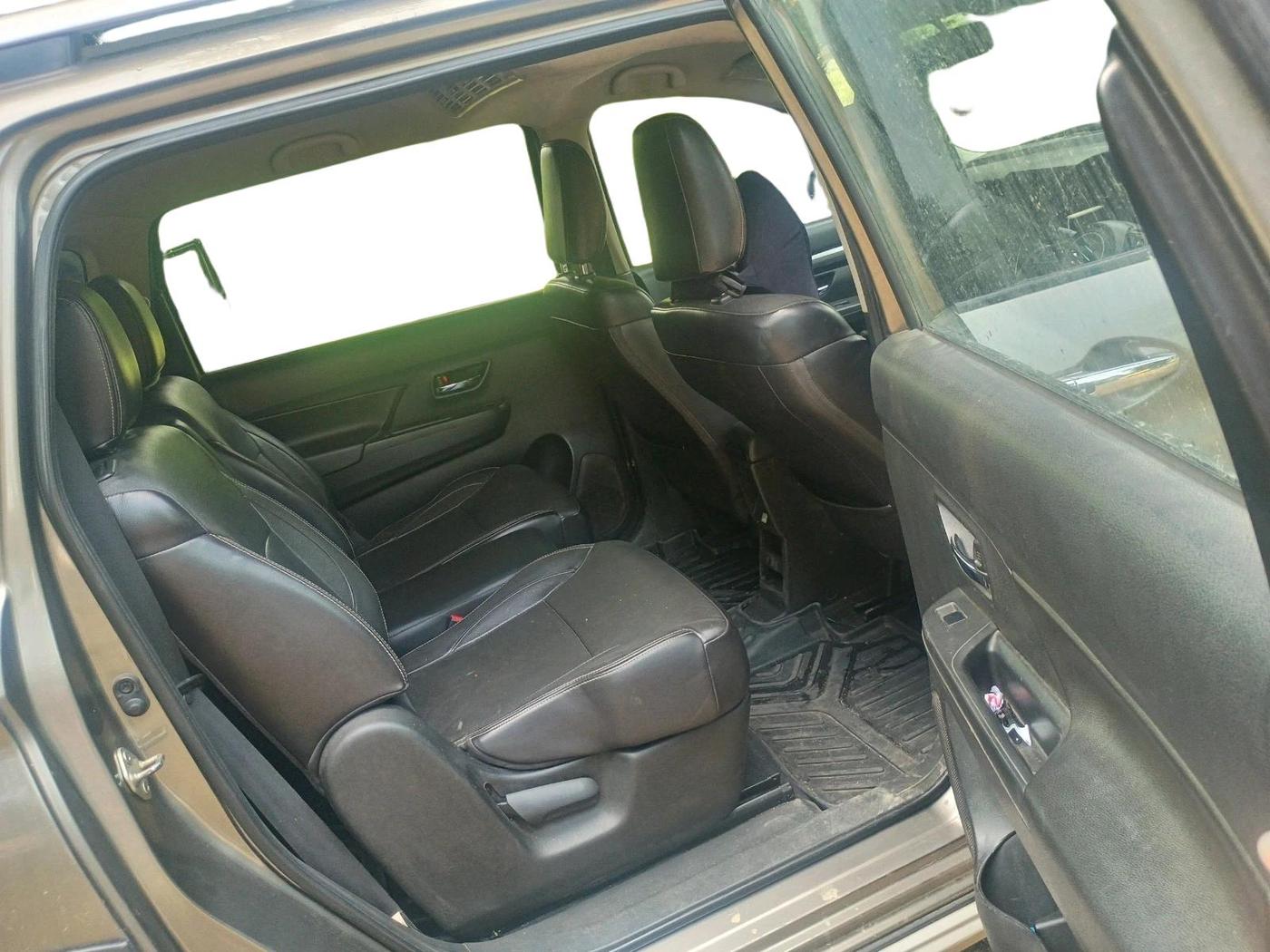 2021 Maruti XL6 ALPHA AT, Petrol, Automatic, 1,69,599 km, interior
