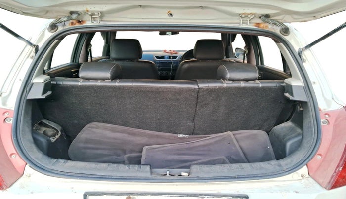 2016 Maruti Swift VXI, Petrol, Manual, 1,12,955 km, exterior