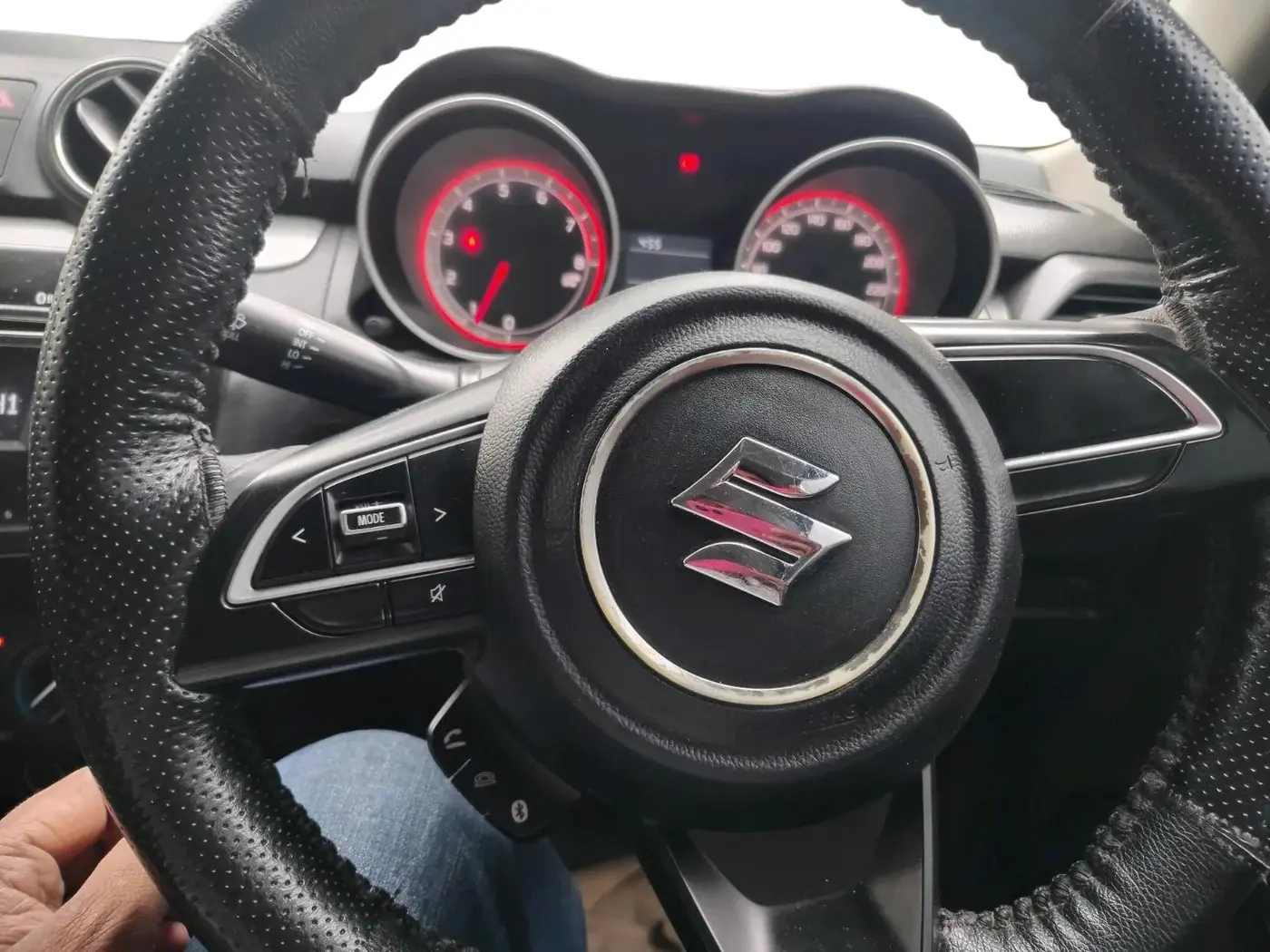 2018 Maruti Swift VXI, Petrol, Manual, 47,525 km, interior