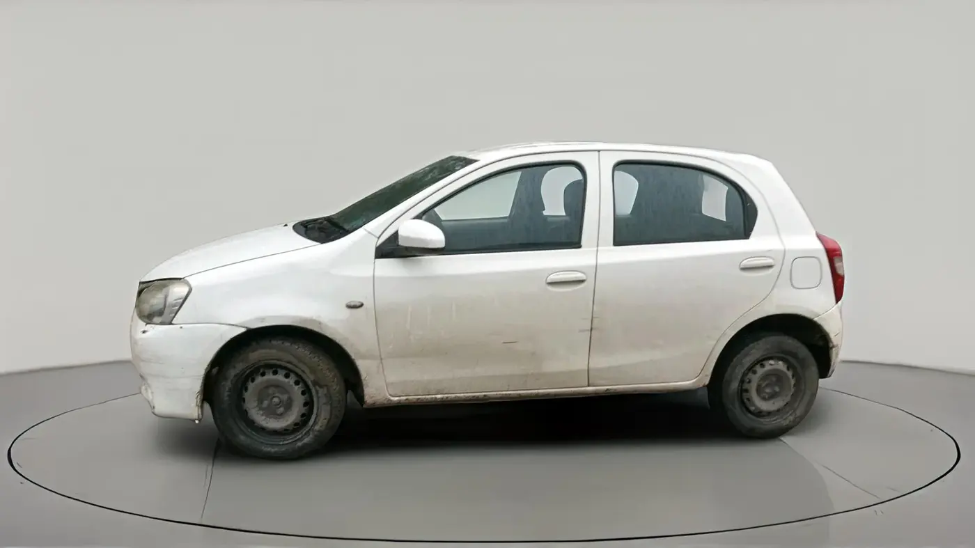 2016 Toyota Etios Liva G, CNG, Manual, 1,26,615 km, exterior