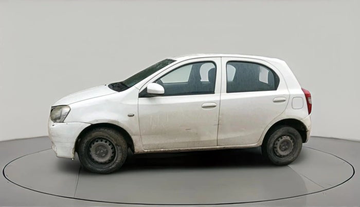 2016 Toyota Etios Liva G, CNG, Manual, 1,26,615 km, exterior