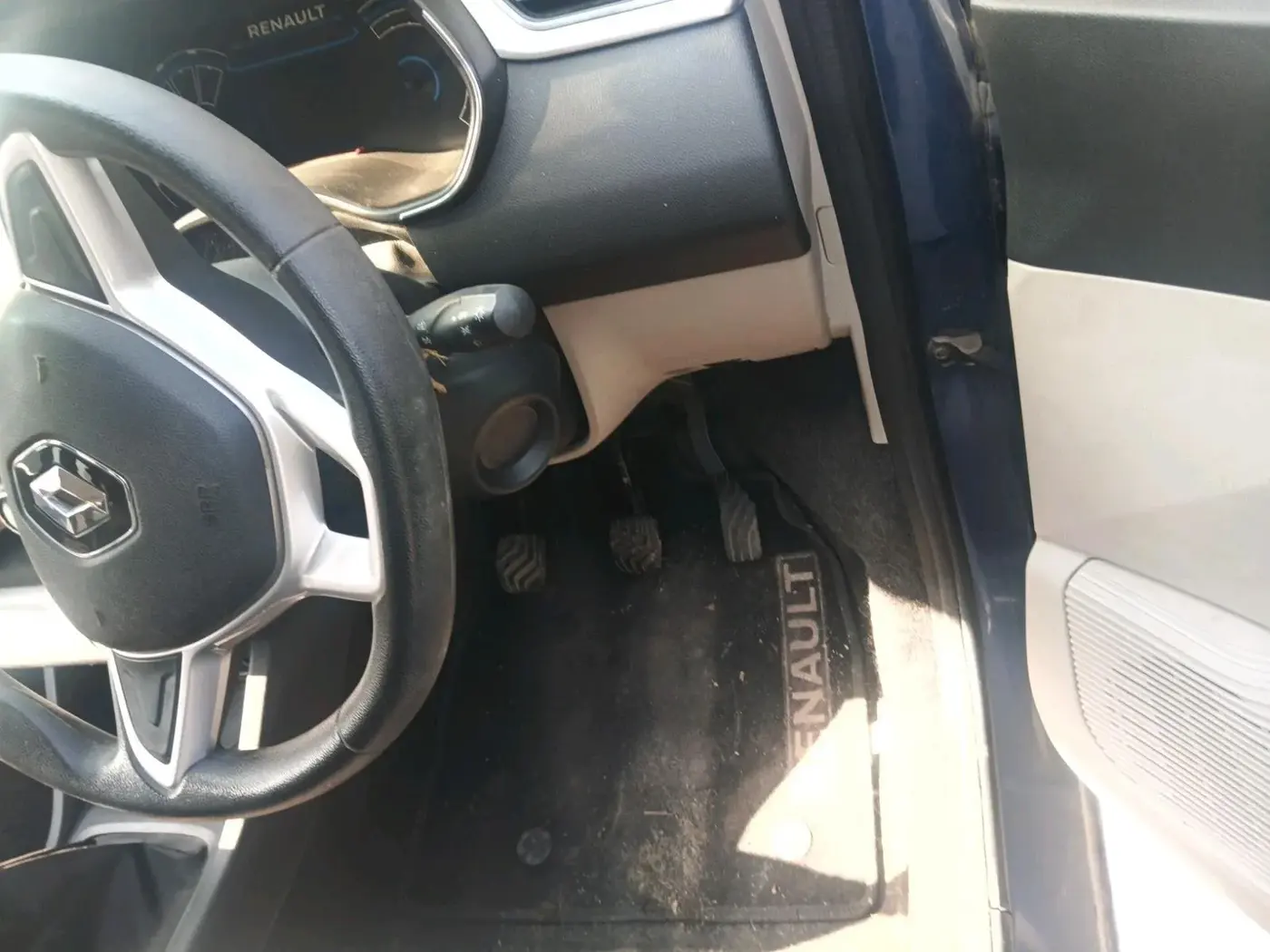2019 Renault TRIBER RXZ, Petrol, Manual, 48,618 km, interior