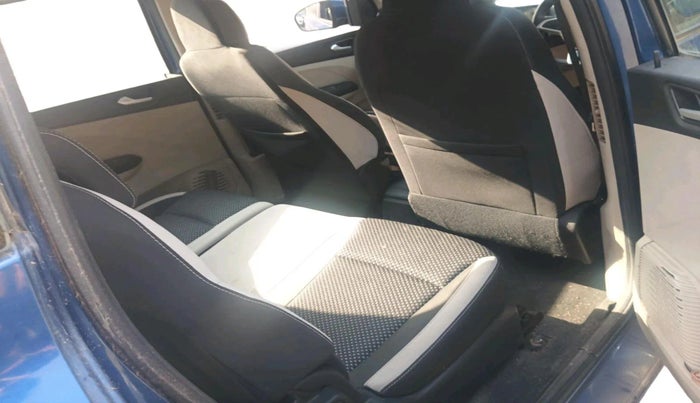 2019 Renault TRIBER RXZ, Petrol, Manual, 48,618 km, interior