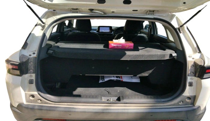 2024 Maruti BREZZA LXI S- CNG, CNG, Manual, 24,505 km, exterior