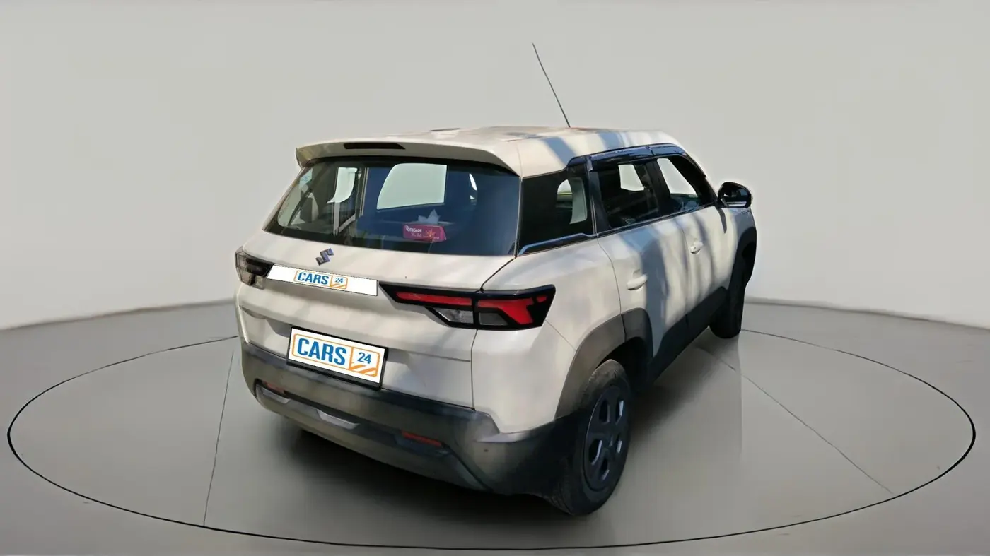 2024 Maruti BREZZA LXI S- CNG, CNG, Manual, 24,505 km, exterior