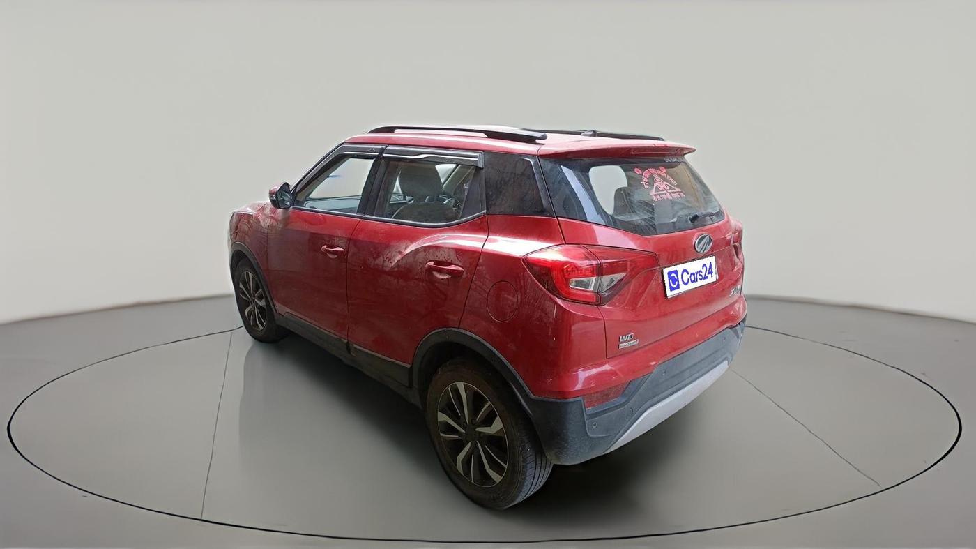 2020 Mahindra XUV300 W8 (O) 1.5 DIESEL AMT, Diesel, Automatic, 67,655 km, exterior