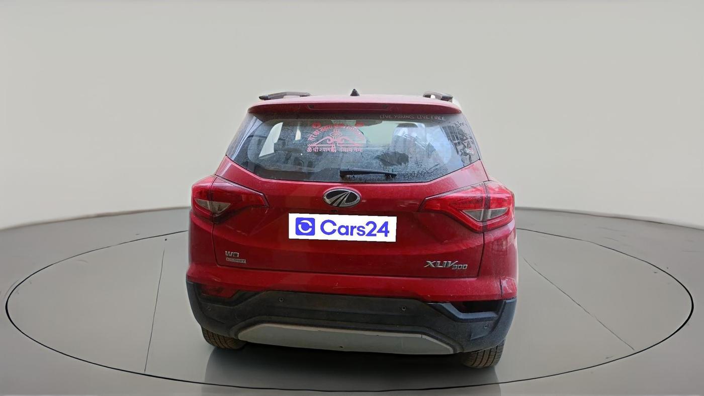 2020 Mahindra XUV300 W8 (O) 1.5 DIESEL AMT, Diesel, Automatic, 67,655 km, exterior