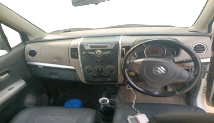 2014 Maruti Wagon R 1.0 VXI, CNG, Manual, 87,034 km, interior