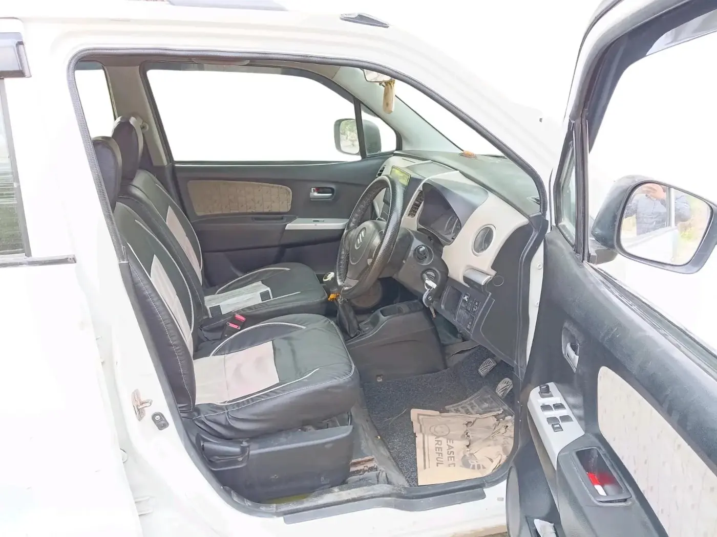 2016 Maruti Wagon R 1.0 VXI, CNG, Manual, 81,634 km, interior