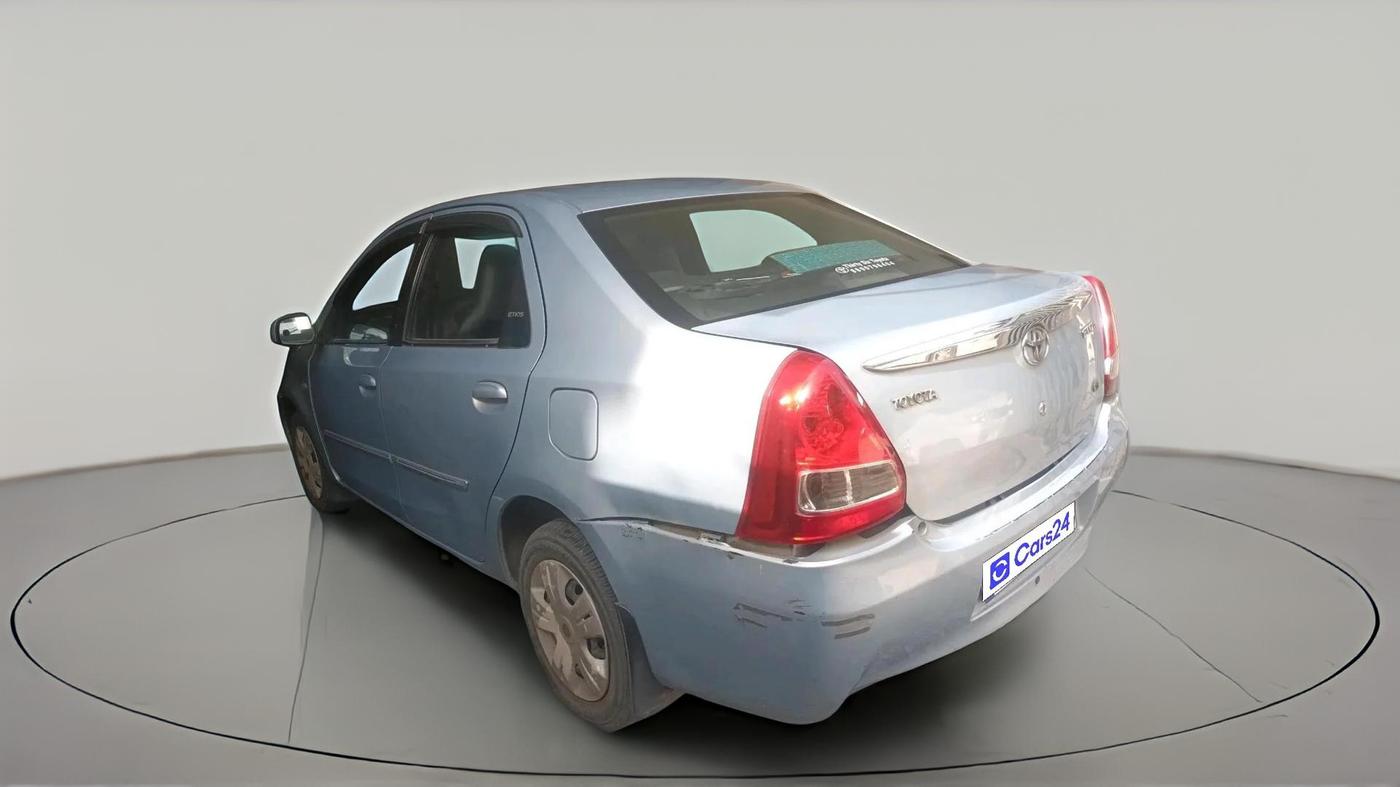 2011 Toyota Etios G, CNG, Manual, 1,08,932 km, exterior