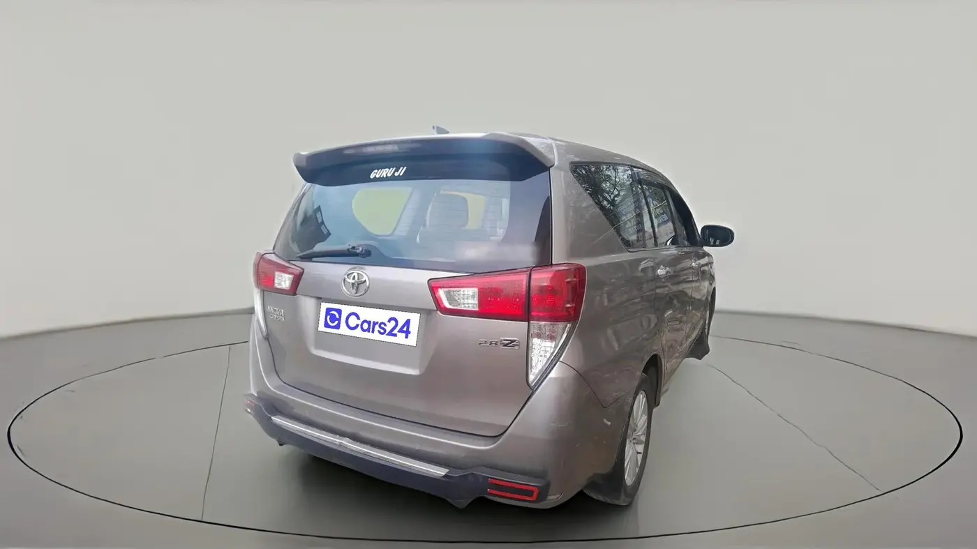 2016 Toyota Innova Crysta 2.8 ZX AT 7 STR, Diesel, Automatic, 98,400 km, exterior