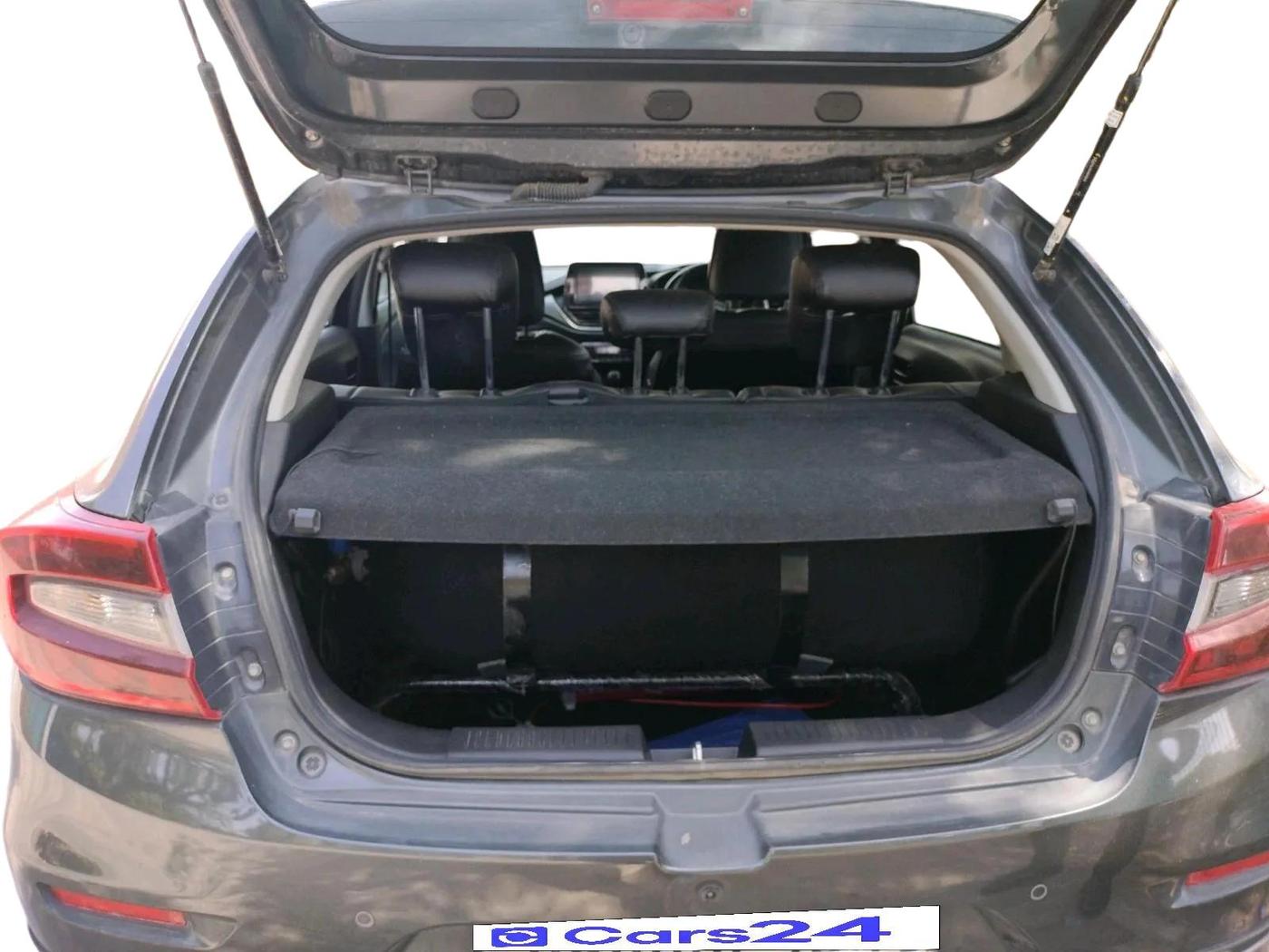 2024 Maruti Baleno SIGMA PETROL 1.2, CNG, Manual, 26,111 km, exterior