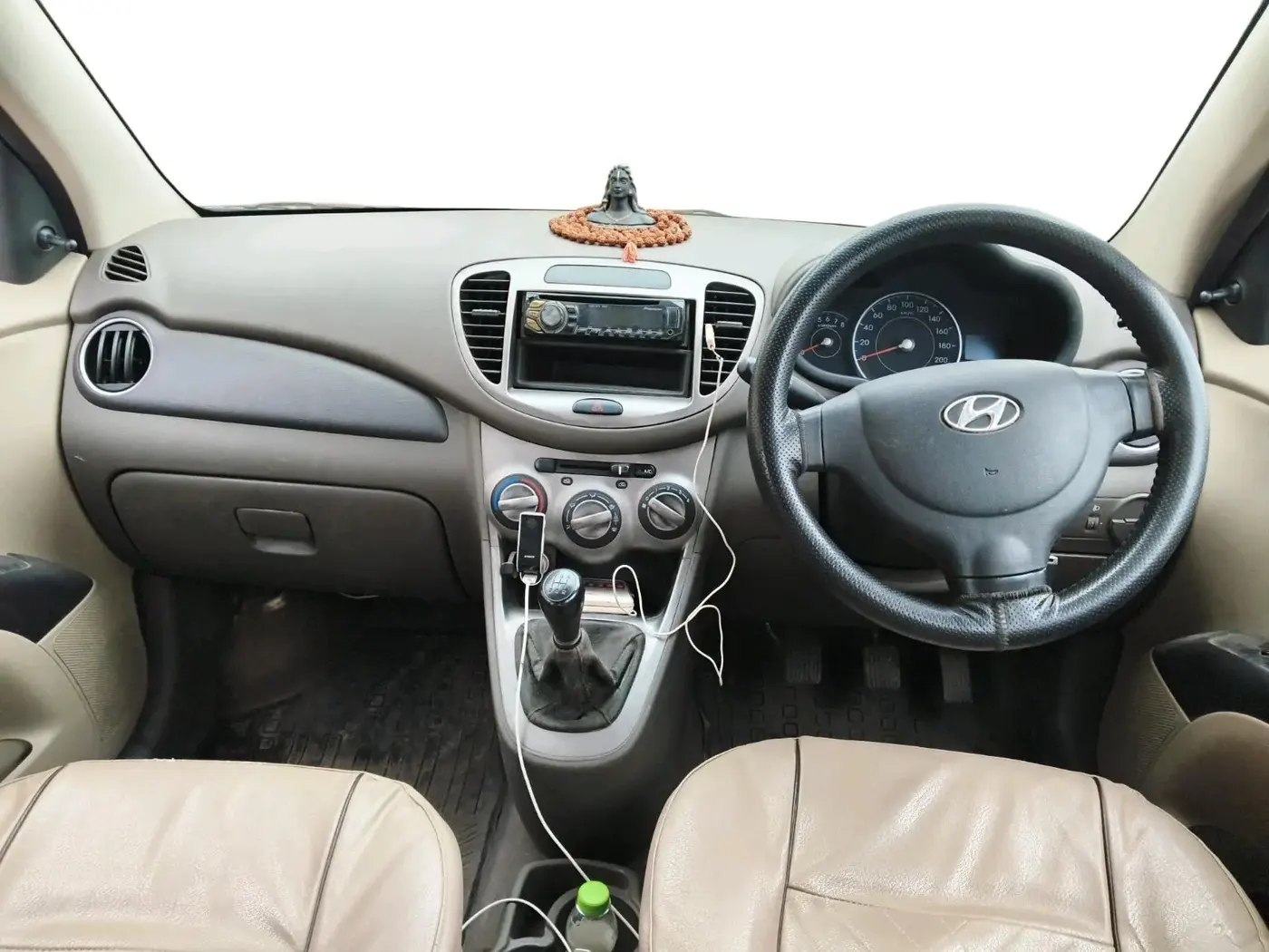 2014 Hyundai i10 ERA 1.1, Petrol, Manual, 48,209 km, interior