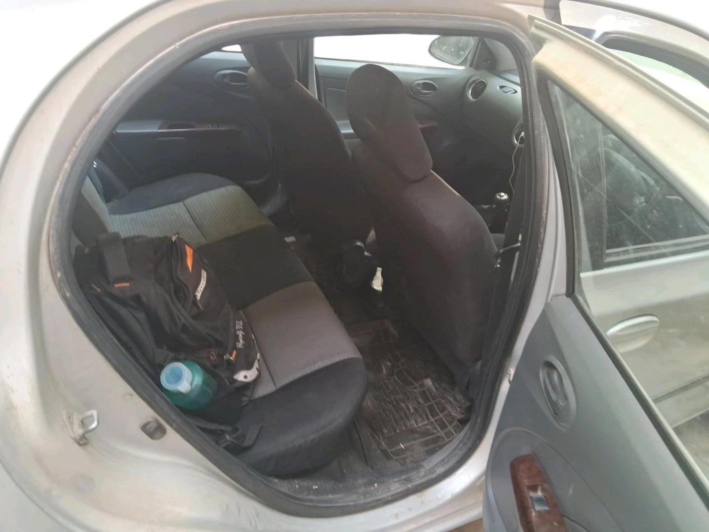 2013 Toyota Etios Liva G, Petrol, Manual, 52,801 km, interior