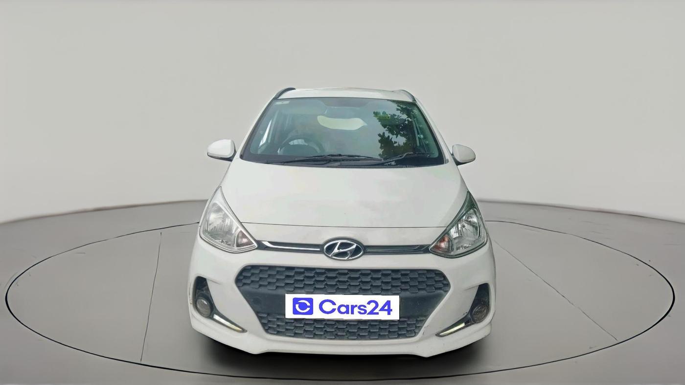2017 Hyundai Grand i10 SPORTZ (O) AT 1.2 KAPPA VTVT, Petrol, Automatic, 48,082 km, exterior