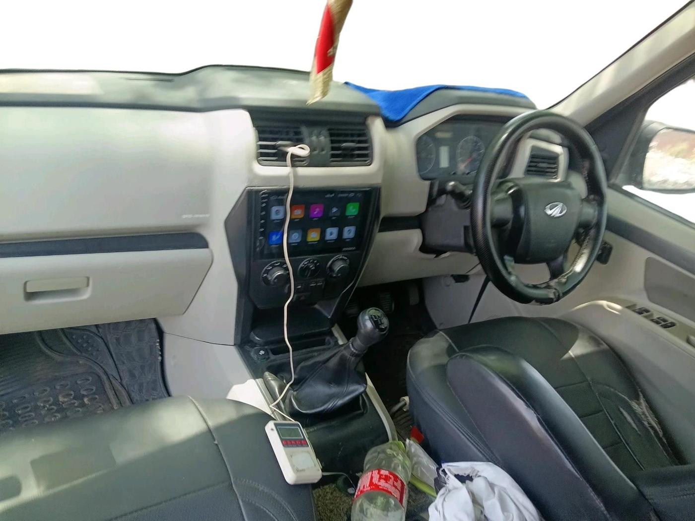 2022 Mahindra Scorpio S5, Diesel, Manual, 62,627 km, interior