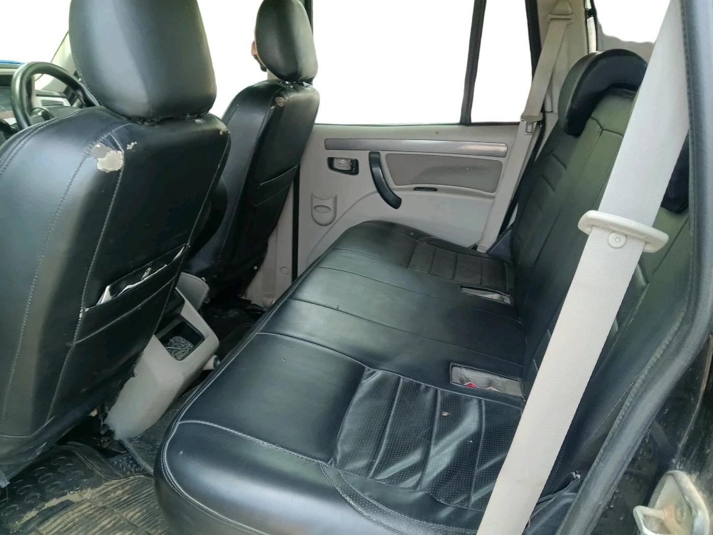 2022 Mahindra Scorpio S5, Diesel, Manual, 62,627 km, interior