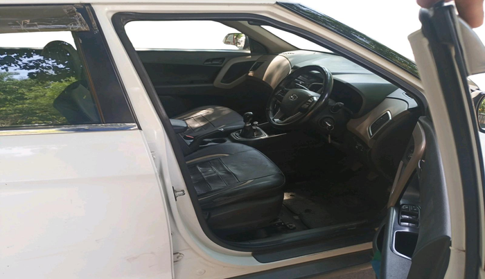 2017 Hyundai Creta E PLUS 1.6 PETROL, CNG, Manual, 1,38,235 km, interior