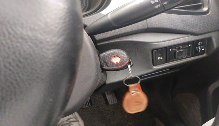 2016 Maruti Vitara Brezza VDI, Diesel, Manual, 1,53,047 km, interior