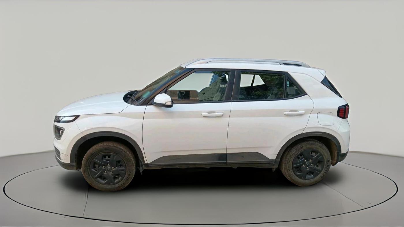 2024 Hyundai VENUE S(O) 1.2, Petrol, Manual, 11,100 km, exterior