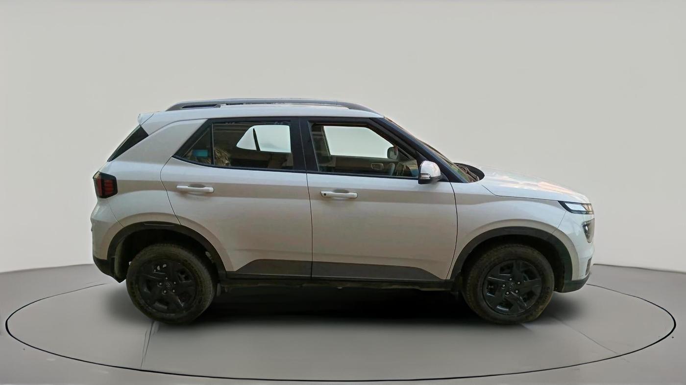 2024 Hyundai VENUE S(O) 1.2, Petrol, Manual, 11,100 km, exterior