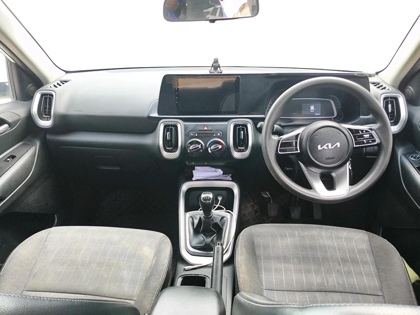 2023 KIA SONET HTE 1.2, Petrol, Manual, 8,092 km, interior