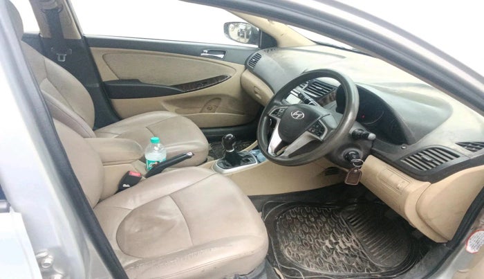 2011 Hyundai Verna FLUIDIC 1.6 VTVT EX, Petrol, Manual, 1,03,180 km, interior