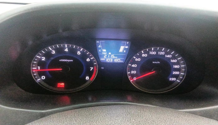 2011 Hyundai Verna FLUIDIC 1.6 VTVT EX, Petrol, Manual, 1,03,180 km, interior