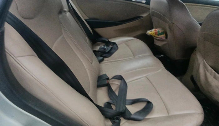 2011 Hyundai Verna FLUIDIC 1.6 VTVT EX, Petrol, Manual, 1,03,180 km, interior