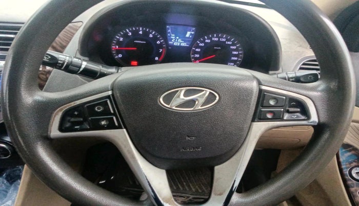 2011 Hyundai Verna FLUIDIC 1.6 VTVT EX, Petrol, Manual, 1,03,180 km, interior