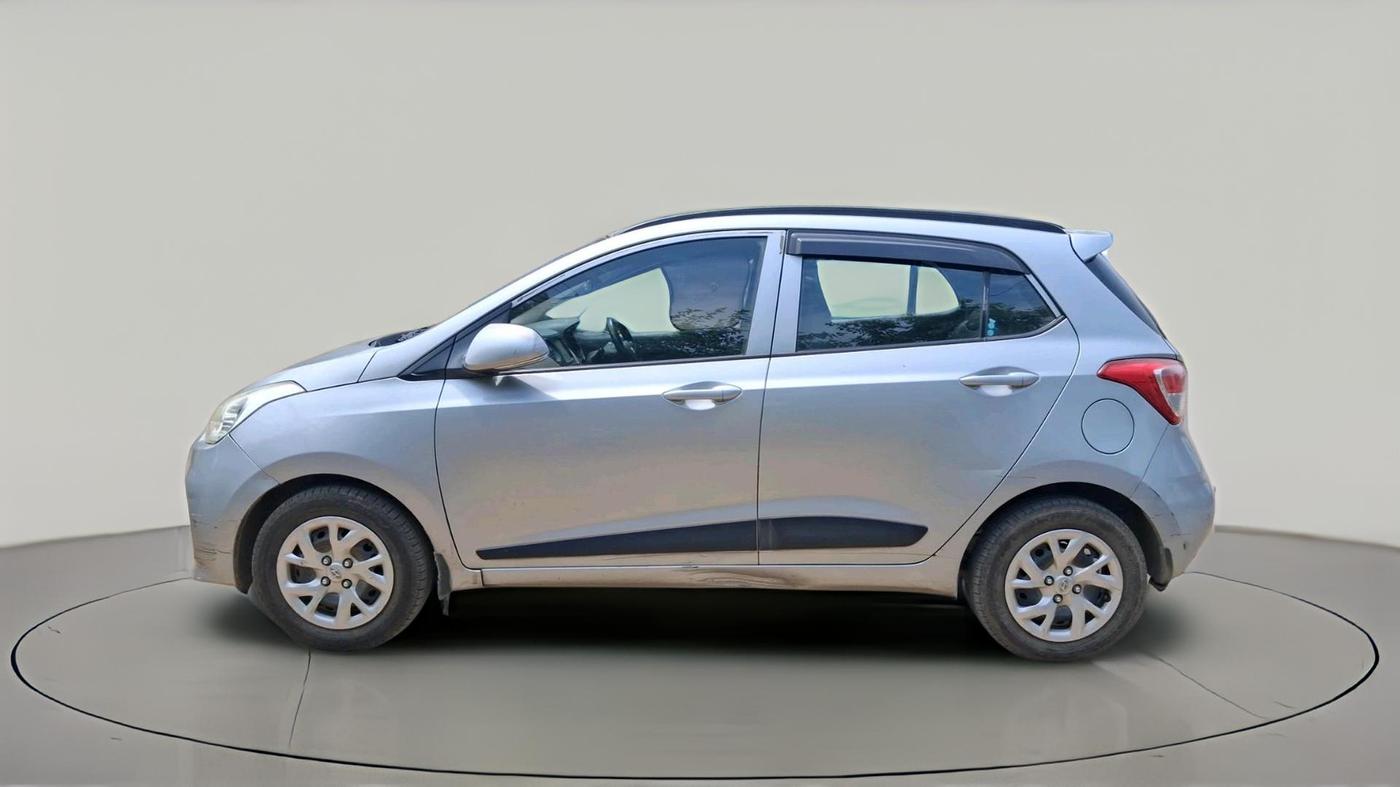 2018 Hyundai Grand i10 SPORTZ 1.2 KAPPA VTVT, CNG, Manual, 1,02,433 km, exterior