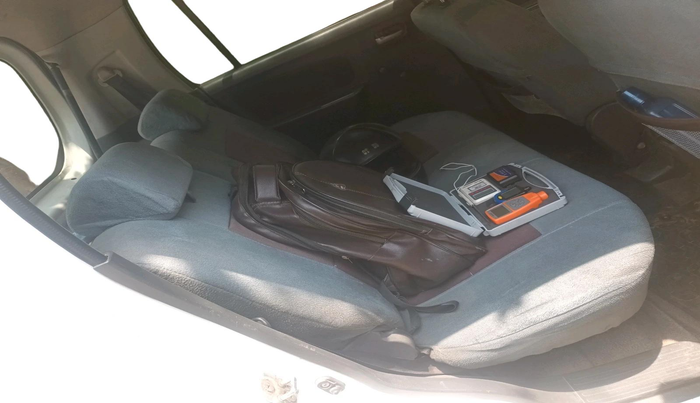 2011 Maruti Wagon R 1.0 LXI CNG, CNG, Manual, 1,38,846 km, interior