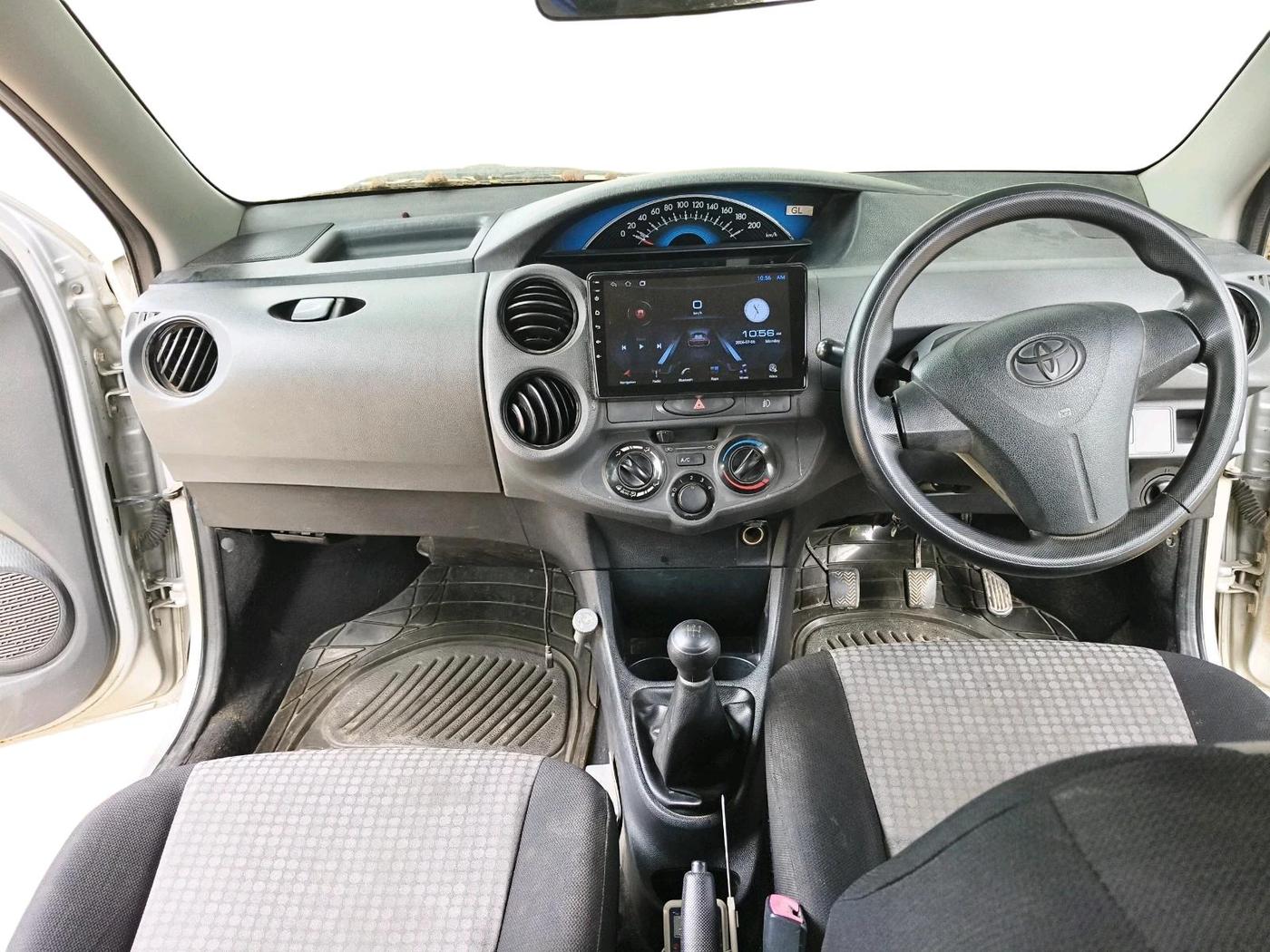 2013 Toyota Etios Liva G EXCLUSIVE, Petrol, Manual, 88,994 km, interior