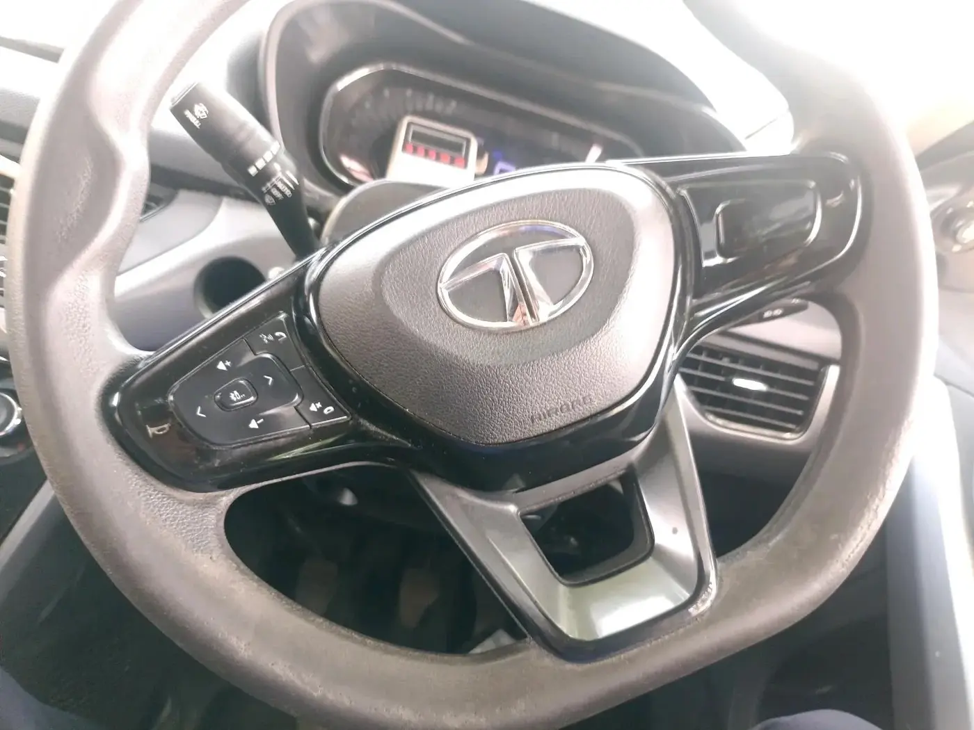 2021 Tata NEXON XM SUNROOF DIESEL, Diesel, Manual, 55,272 km, interior