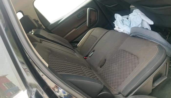 2023 Mahindra SCORPIO-N Z2 DIESEL MT 7 STR, Diesel, Manual, 44,344 km, interior