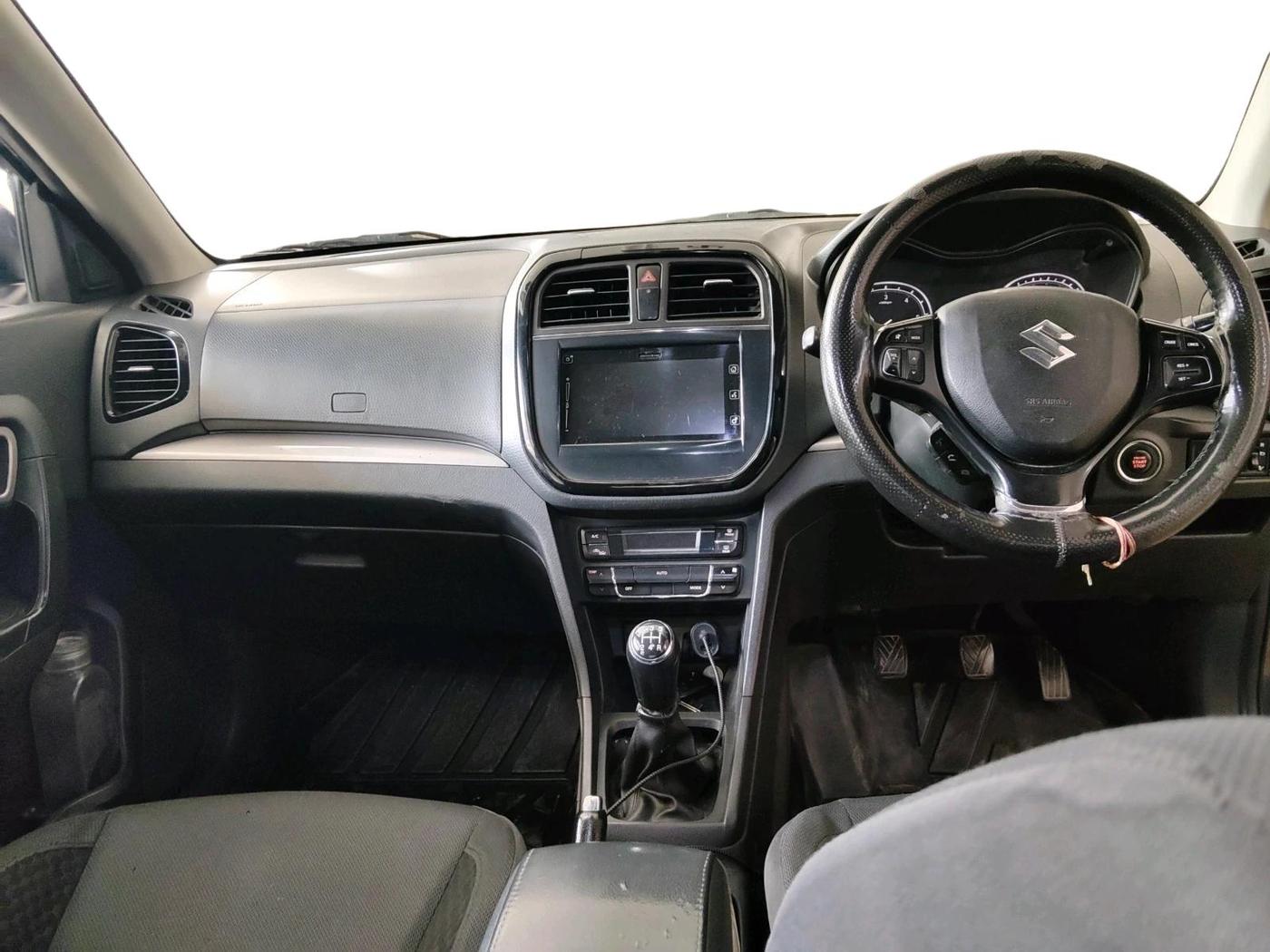 2016 Maruti Vitara Brezza ZDI PLUS, Diesel, Manual, 2,14,692 km, interior