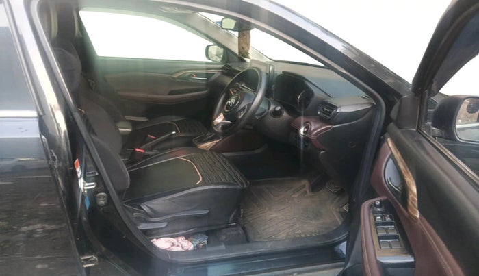 2023 Maruti Grand Vitara ZETA SMART HYBRID AT, Petrol, Automatic, 39,101 km, interior