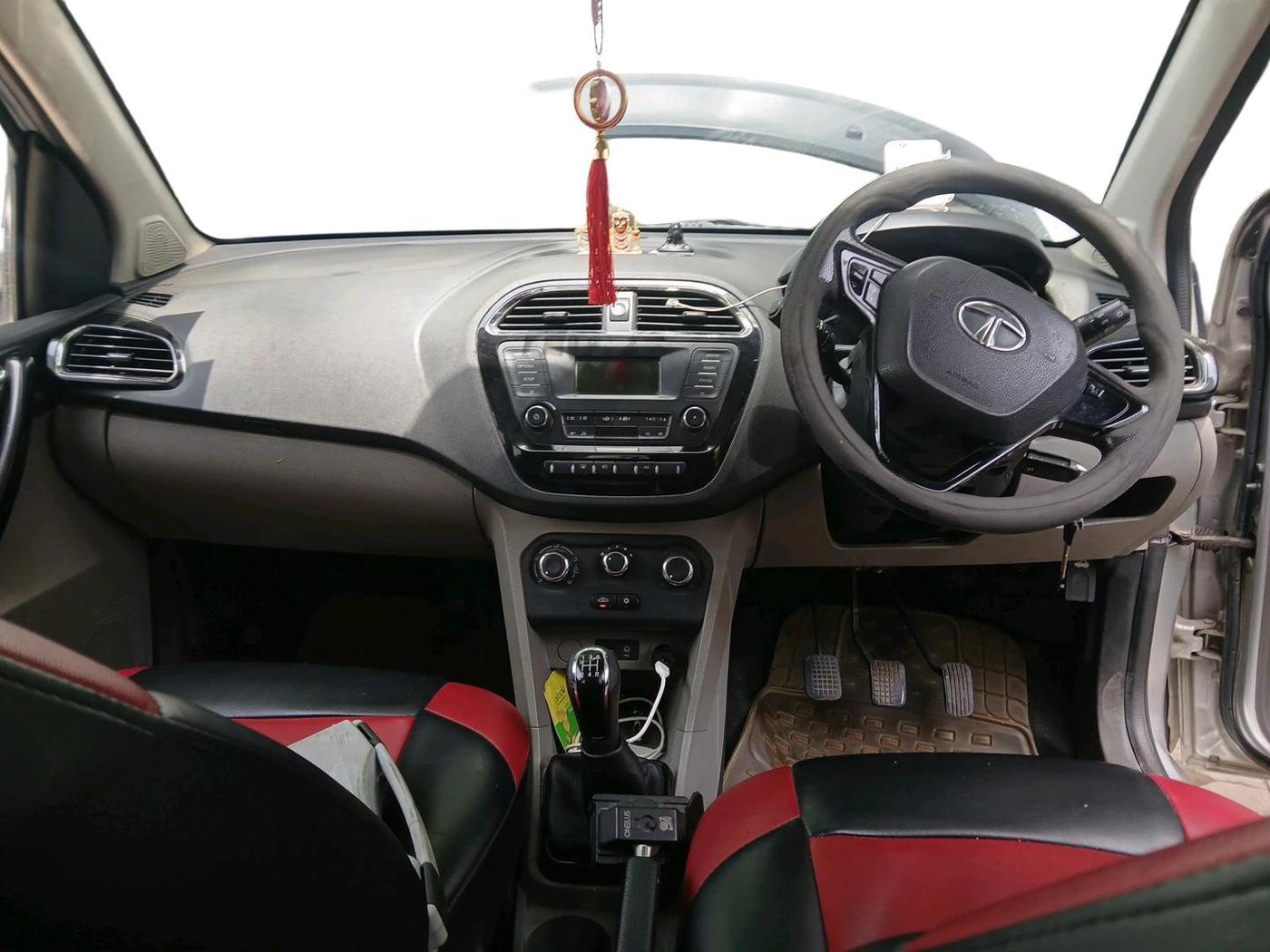 2018 Tata Tiago XZ DIESEL, Diesel, Manual, 86,910 km, interior