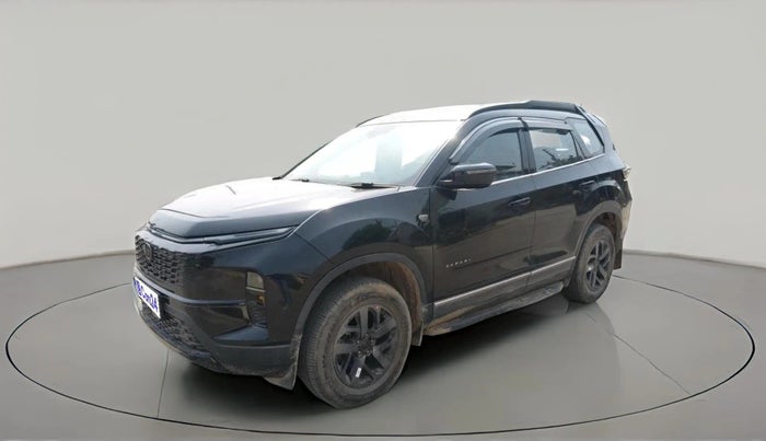 2024 Tata Safari PURE PLUS S DARK EDITION, Diesel, Manual, 22,898 km, exterior