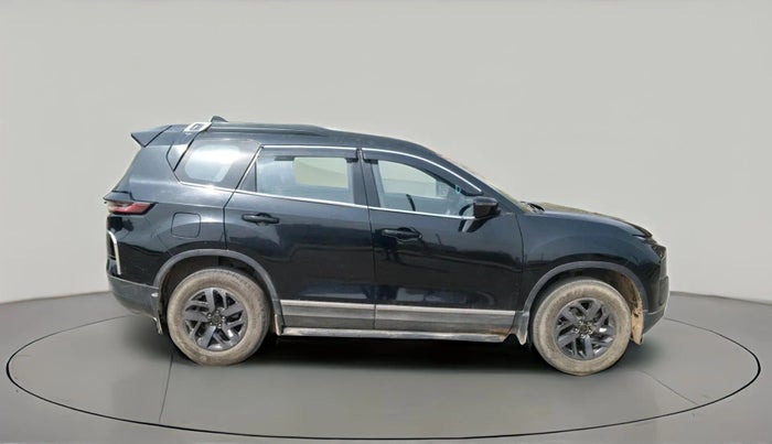 2024 Tata Safari PURE PLUS S DARK EDITION, Diesel, Manual, 22,898 km, exterior