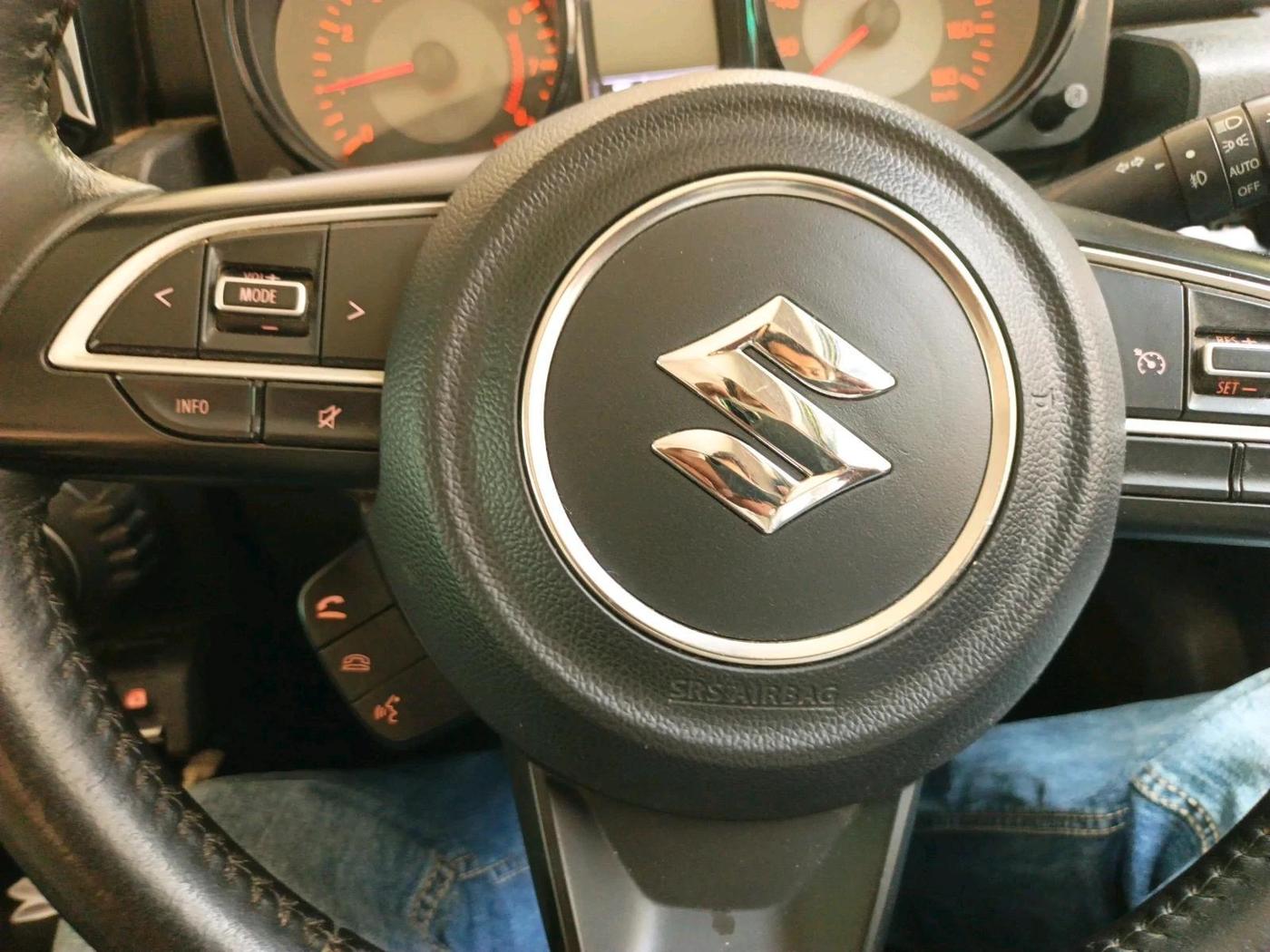 2023 Maruti JIMNY ALPHA ALL GRIP PRO AT DUAL TONE, Petrol, Automatic, 25,810 km, interior