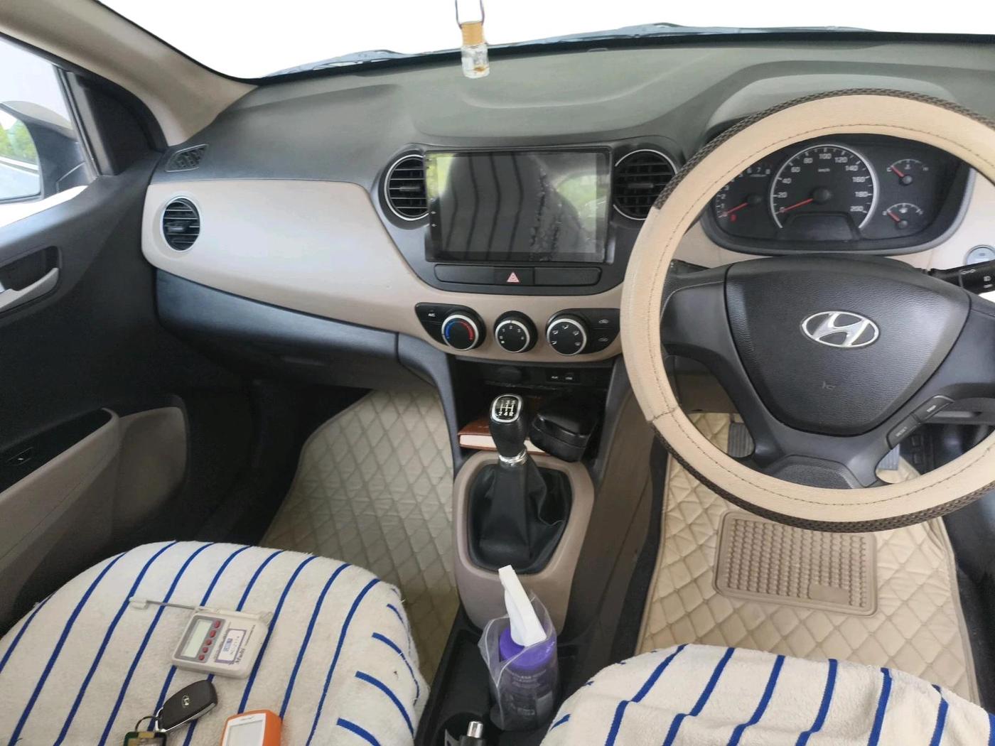 2014 Hyundai Grand i10 SPORTZ 1.2 KAPPA VTVT, Petrol, Manual, 38,882 km, interior