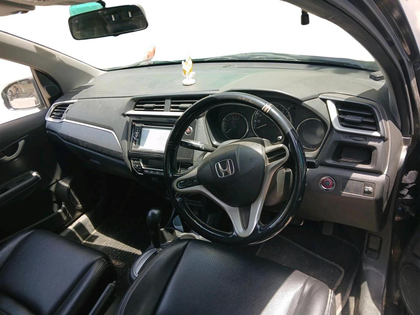 2016 Honda BR-V 1.5L I-VTEC V CVT, Petrol, Automatic, 1,84,832 km, interior