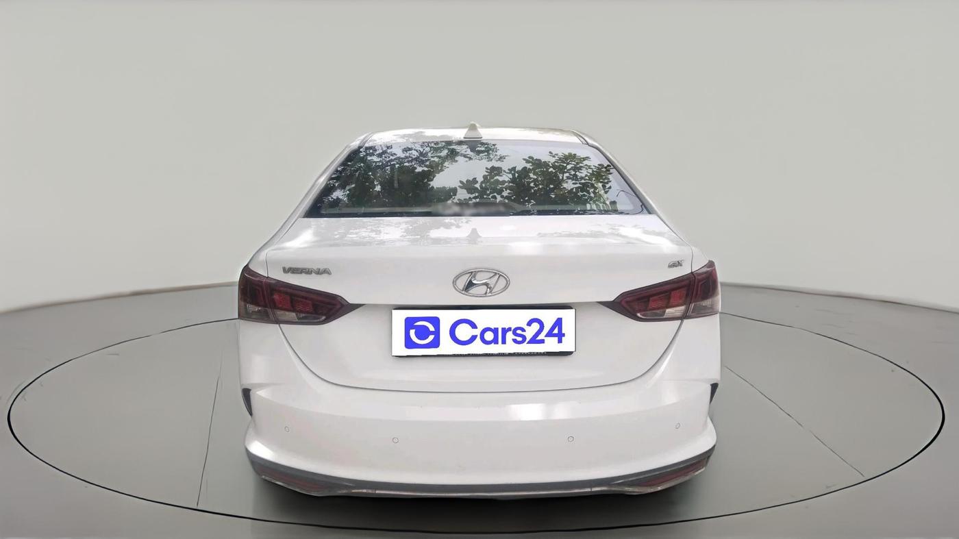 2022 Hyundai Verna SX 1.5 CRDI AT, Diesel, Automatic, 1,43,233 km, exterior