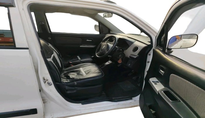 2016 Maruti Wagon R 1.0 LXI CNG, CNG, Manual, 1,03,399 km, interior